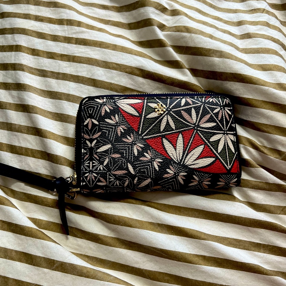 Tory Burch Leather Wallet
